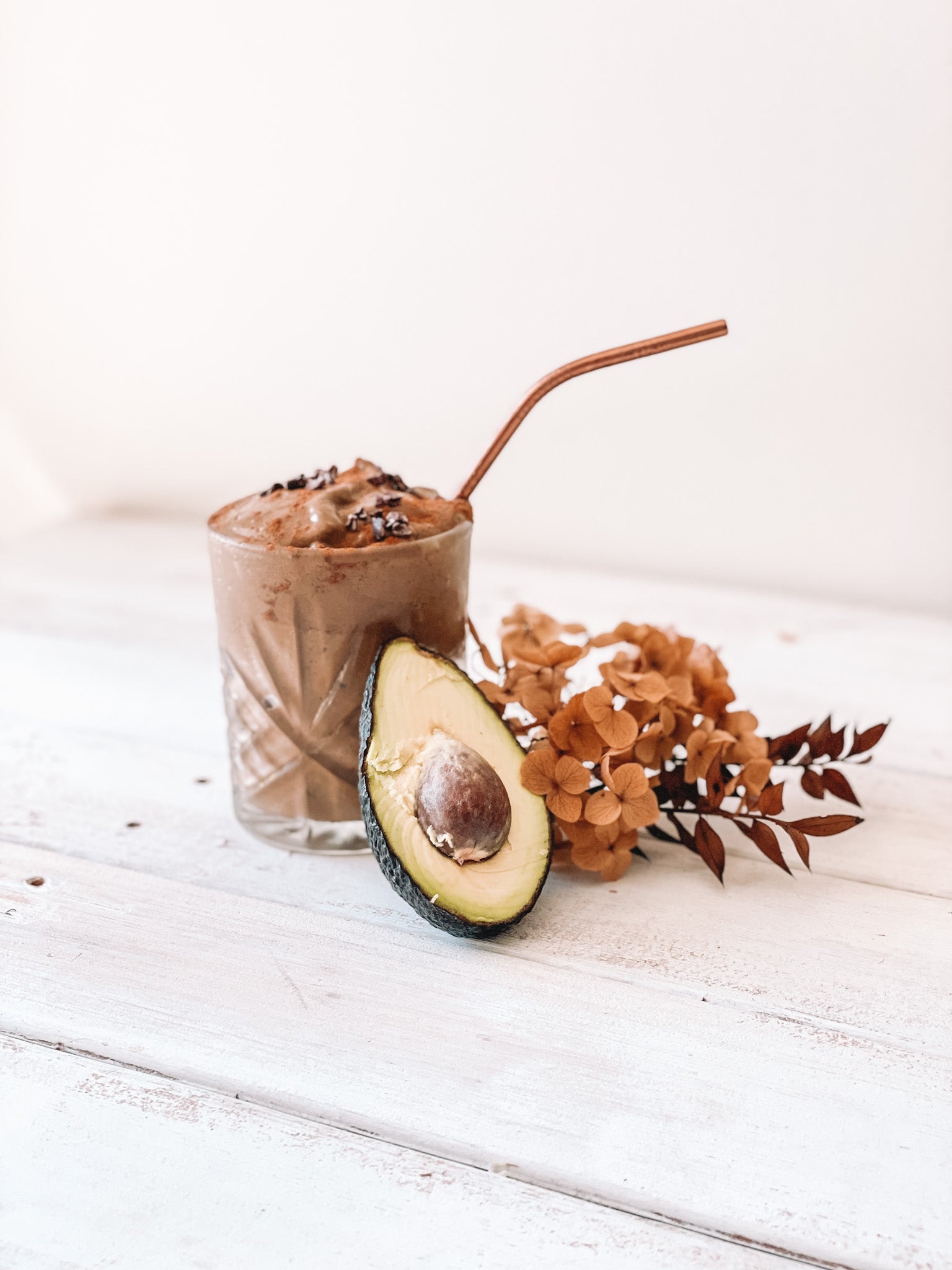 Kick Start Your Morning With This Energising Chocolate Smoothie