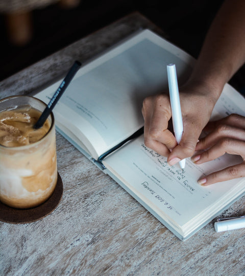 Benefits of Journaling VS Meditation